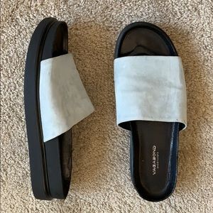 Vagabond leather slides